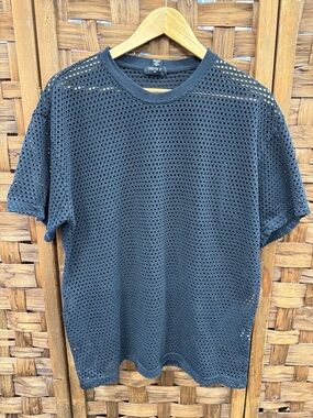 Forever 21 Black Perforated Short Sleeve Tee